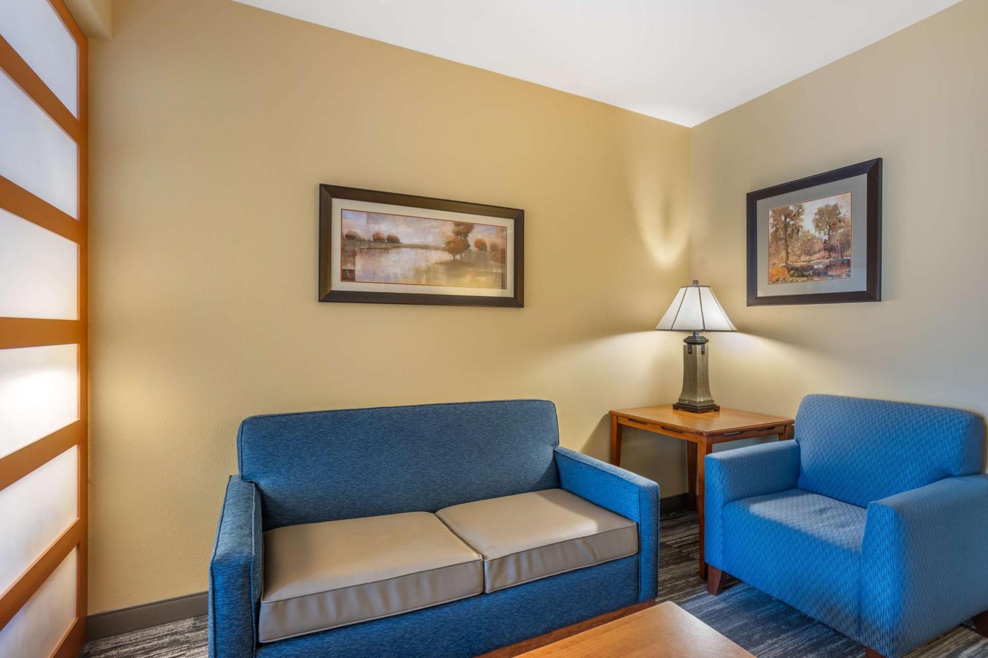 Best Western Plus University Park Inn & Suites Стейт Колледж Экстерьер фото