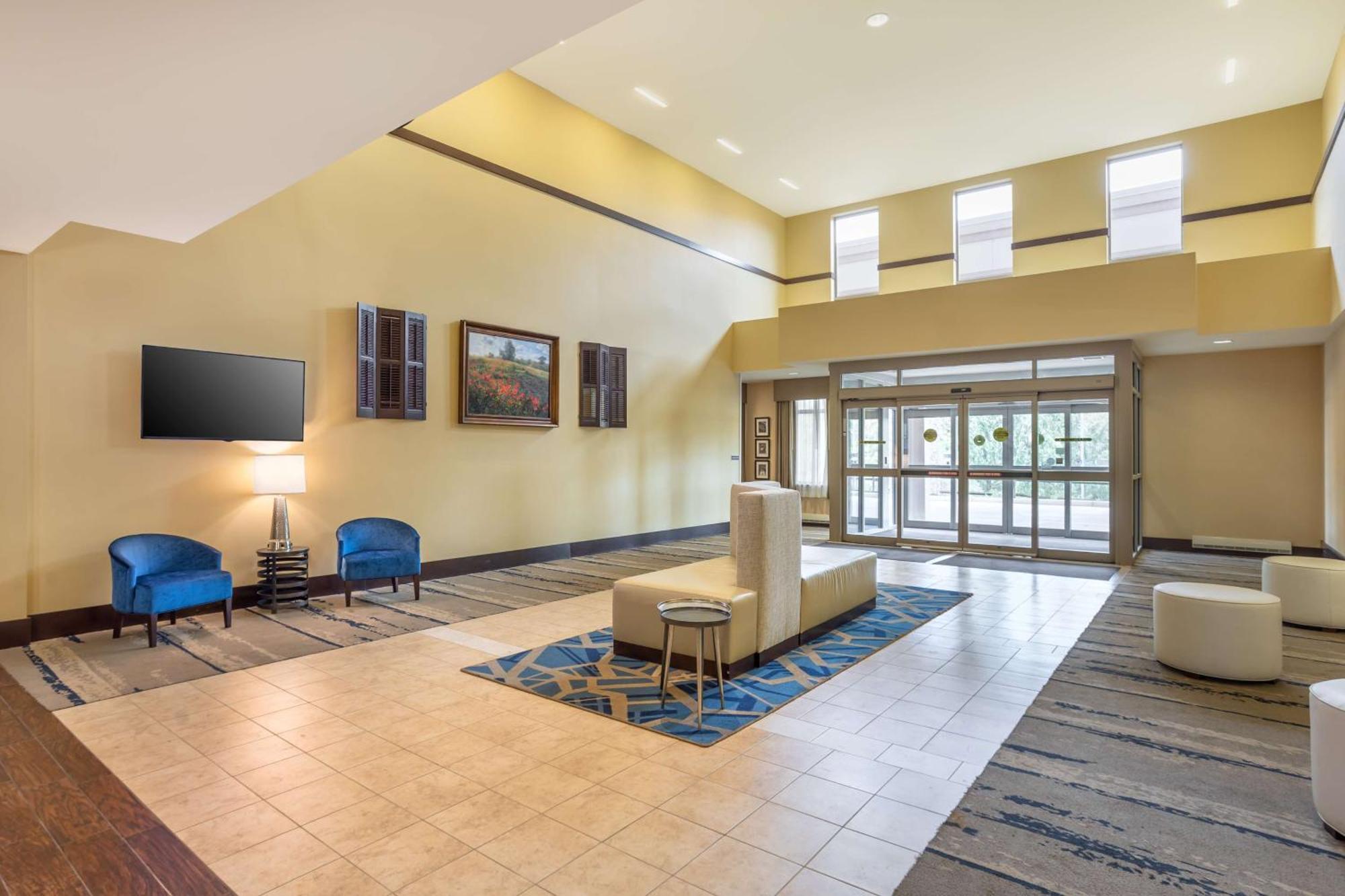 Best Western Plus University Park Inn & Suites Стейт Колледж Экстерьер фото