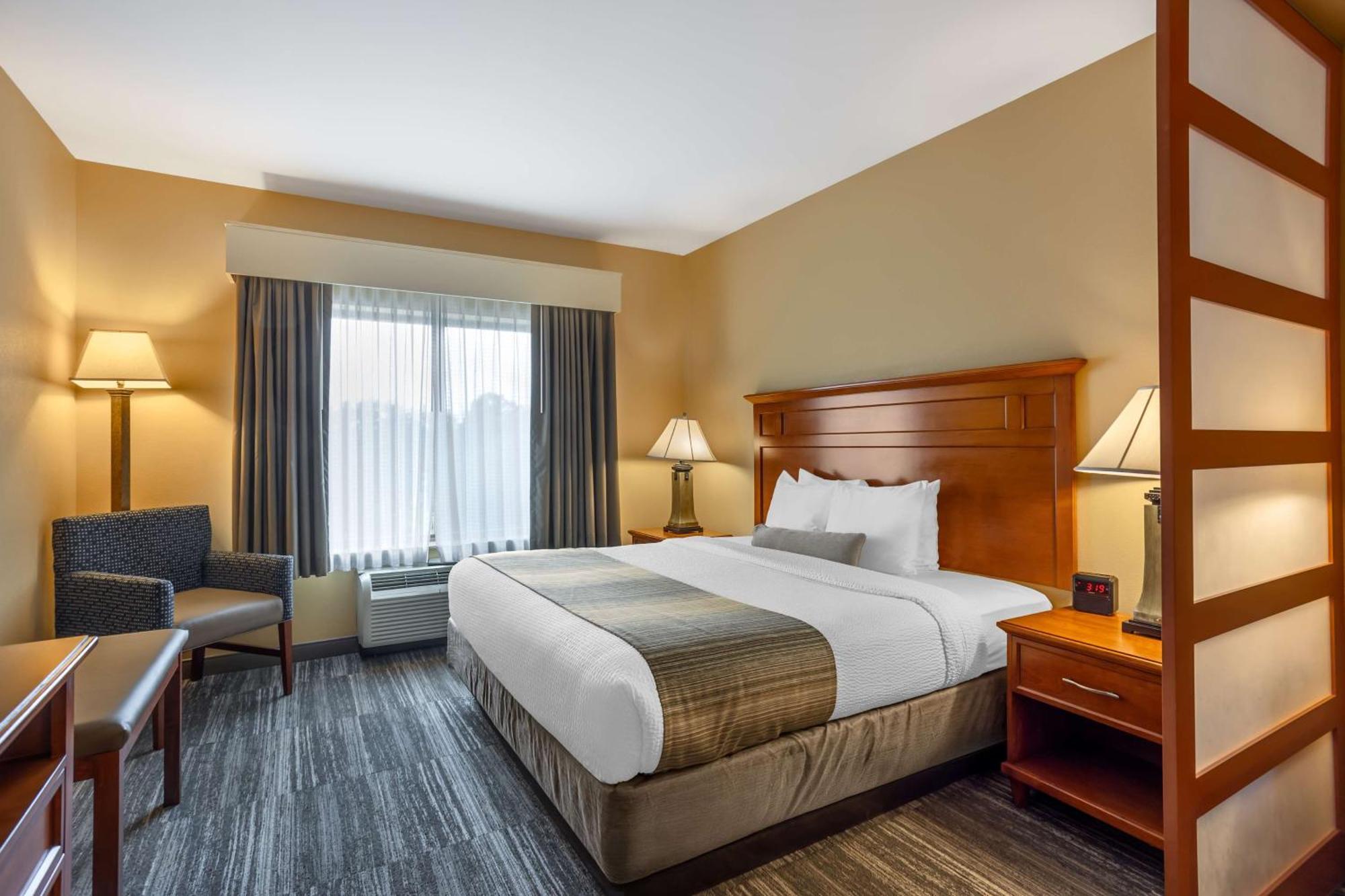 Best Western Plus University Park Inn & Suites Стейт Колледж Экстерьер фото