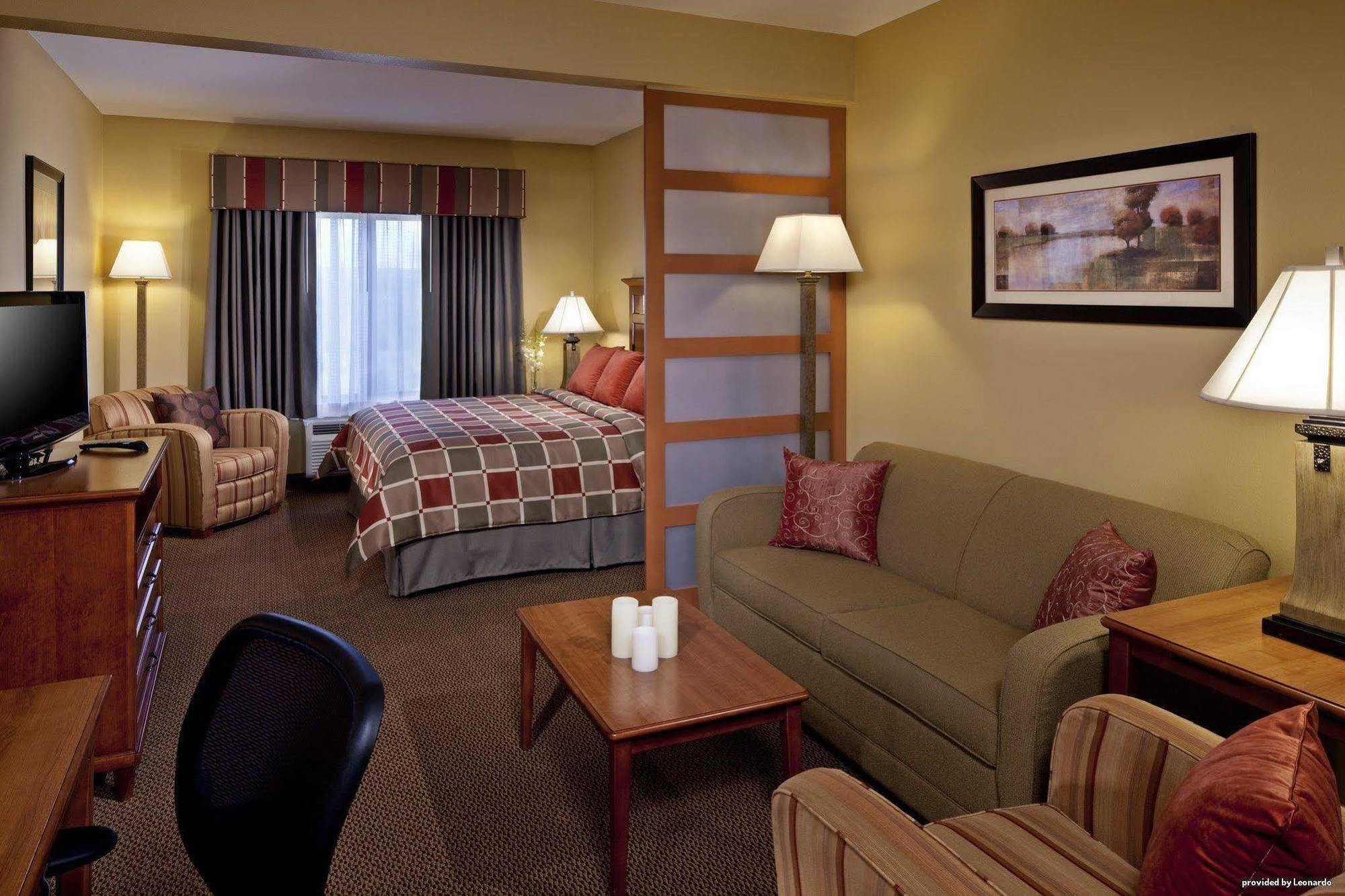 Best Western Plus University Park Inn & Suites Стейт Колледж Номер фото