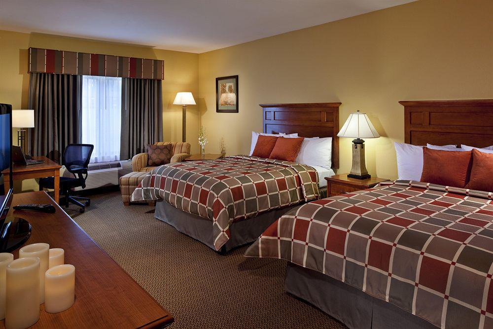 Best Western Plus University Park Inn & Suites Стейт Колледж Экстерьер фото